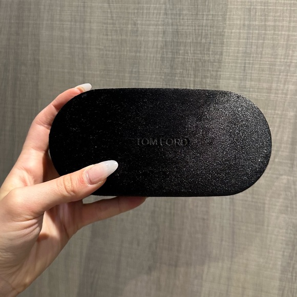 Tom Ford Sunglasses - Picture 9 of 10